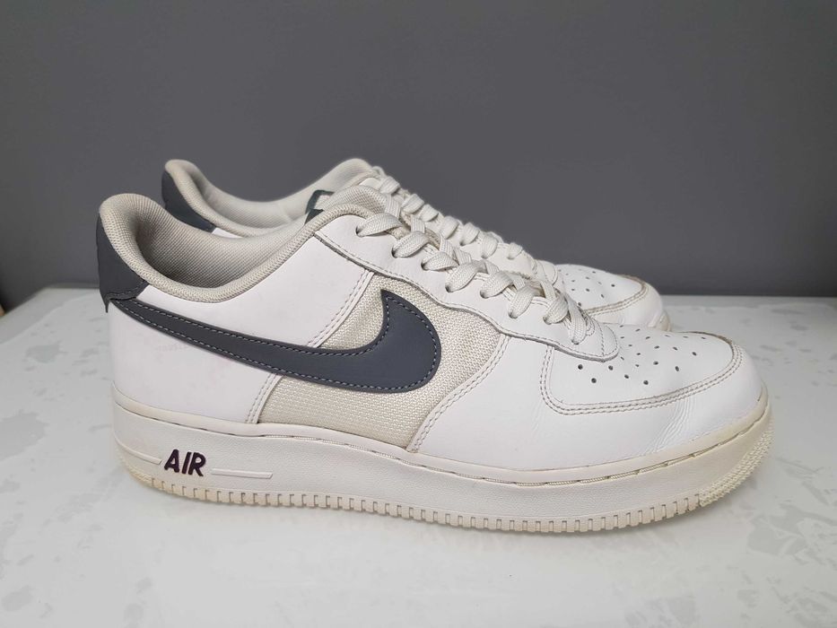 Nike Air Force 1 '07 LV8 White чоловічі кросівки р. 42,5