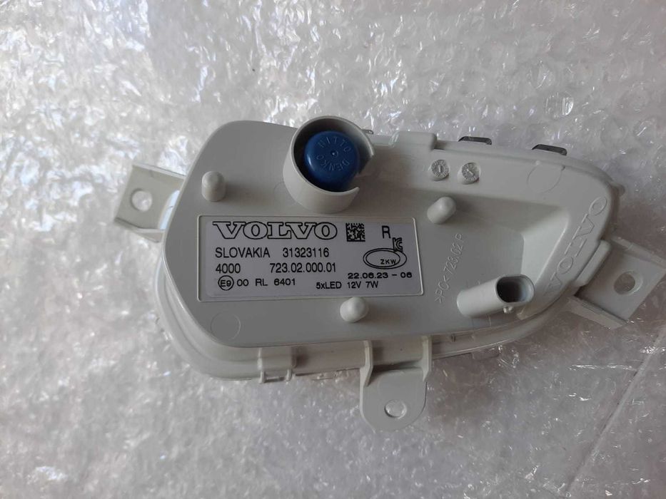 Volvo V40 - Farol Diurno Direito - 2012 a 2019