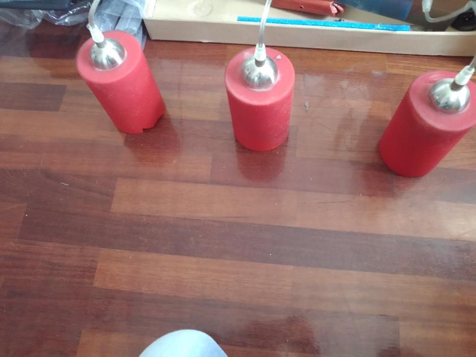 Candeeiro com 3 lampadas a funcionar