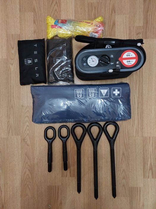 Дорожня Желетка Tesla model 3 Y S X