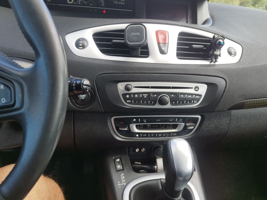 Рено Гранд Сценік автомат