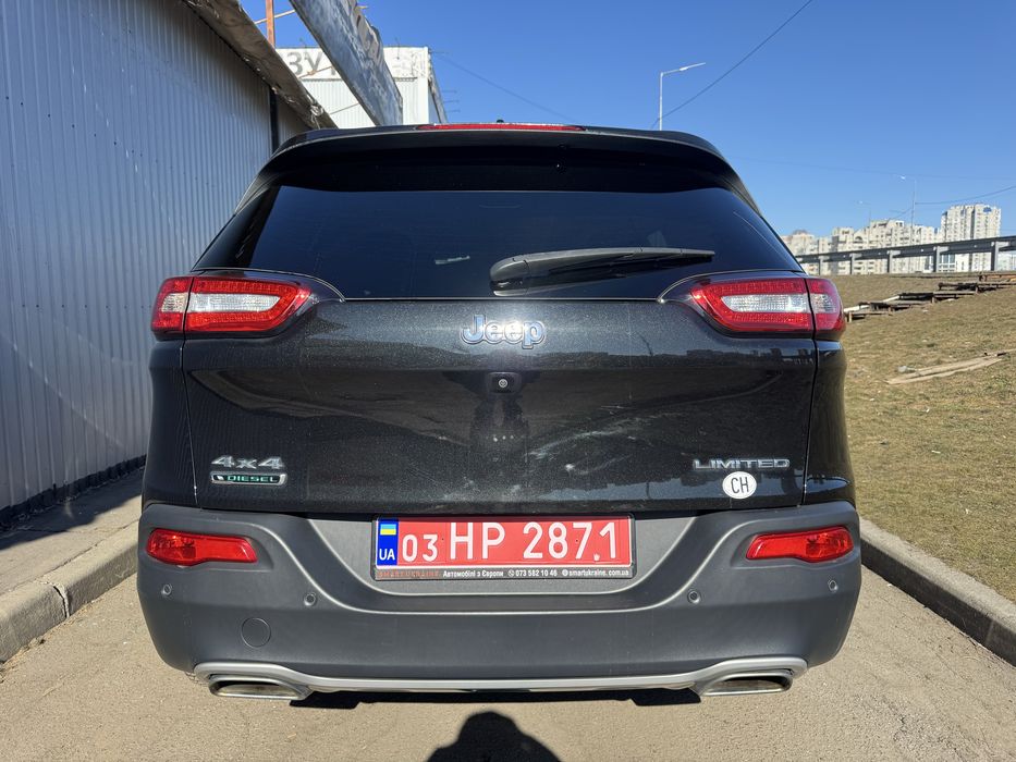 Jeep Cherokee 2.2 d 4*4 з Швейцарії