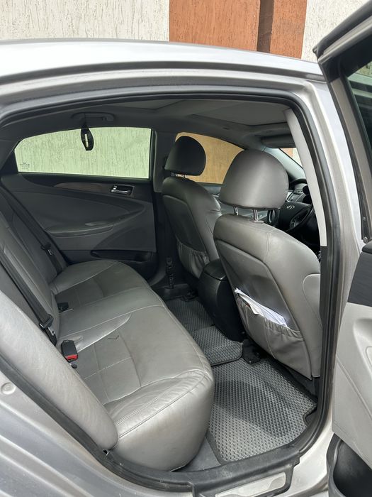 Hyndai Sonata hybrid 2014