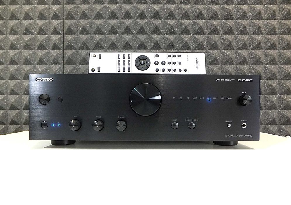 Elegancki wzmacniacz stereo ONKYO A-9050 / WRAT / DAC