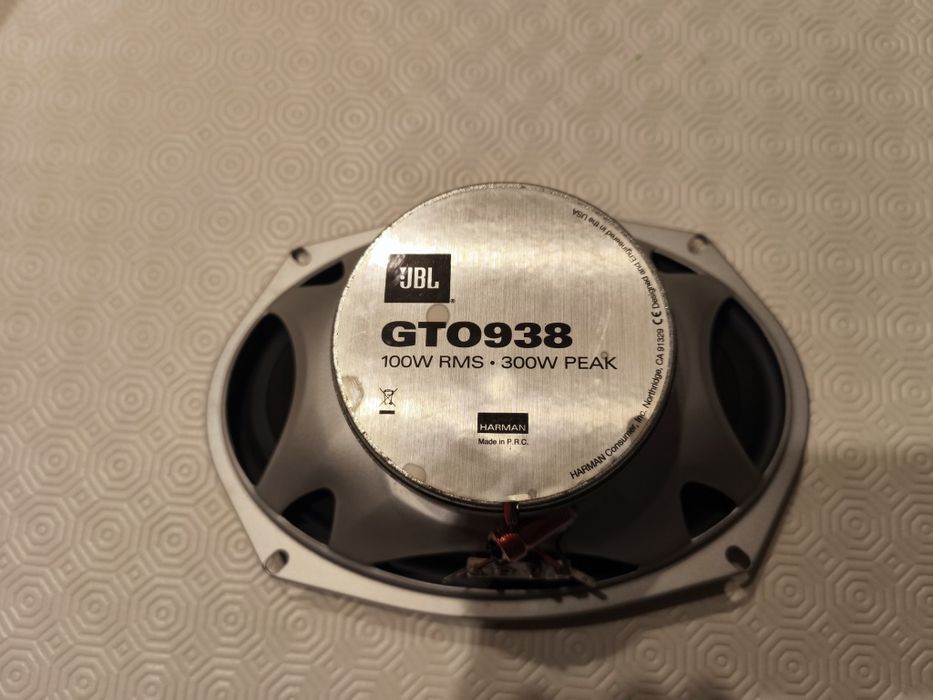 Colunas JBL GTO938 (6x9”) – Como Novas | Caixa + Grelhas Nunca Usadas