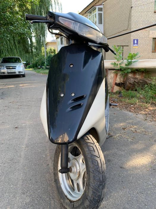 Срочно продам скутер Honda DIO AF 27