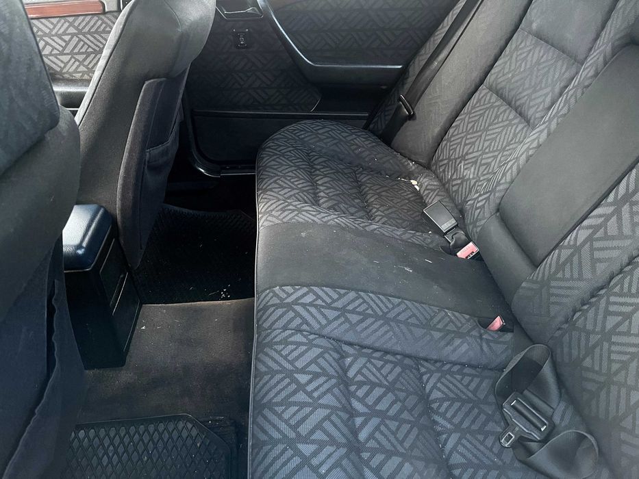 Mercedes-Benz C220 Elegance