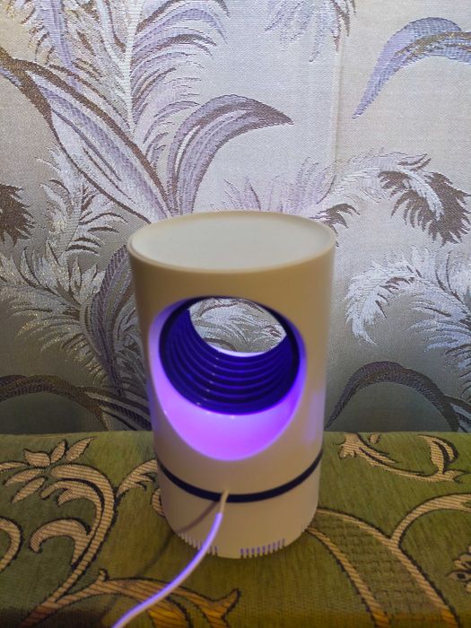 Лампа ловушка от комаров USB подключение