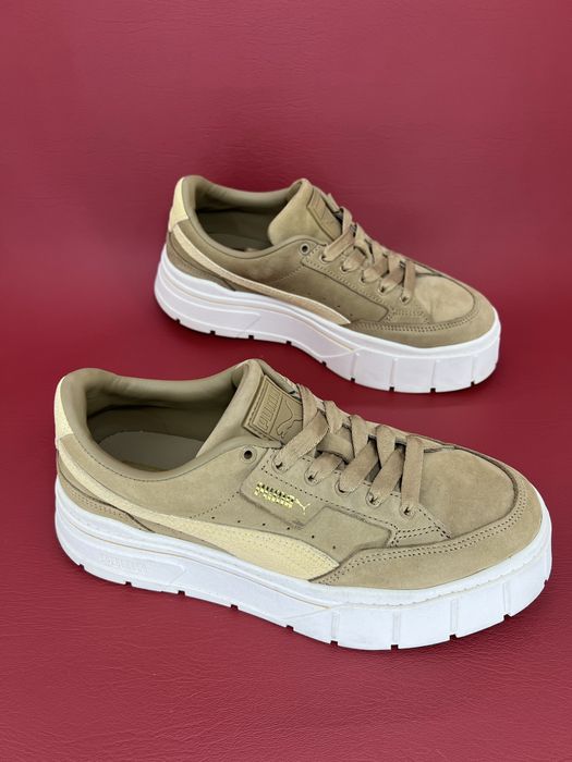 Жіночі замшеві кросівки PUMA Mayze Stack Premium р. 39 (25 см)