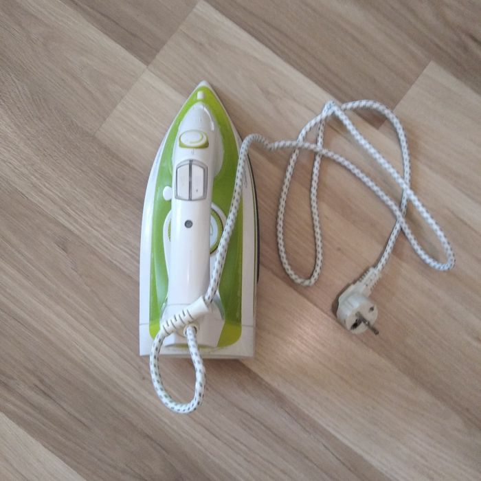 Парова праска Sencor SSI 8440GR 2200W (Керамічна підошва)