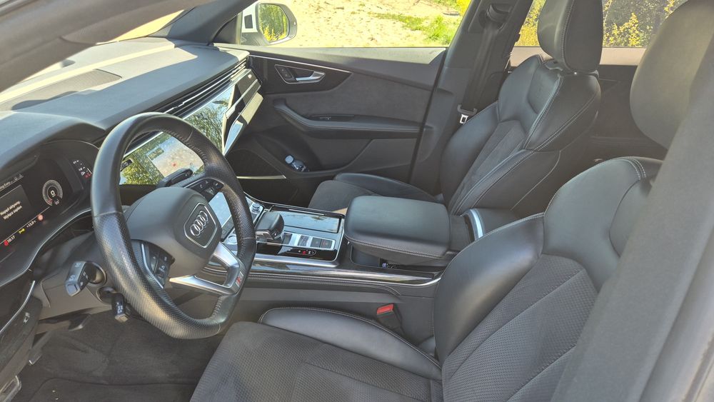 AUDI Q8 do ślubu I inne uroczystości.