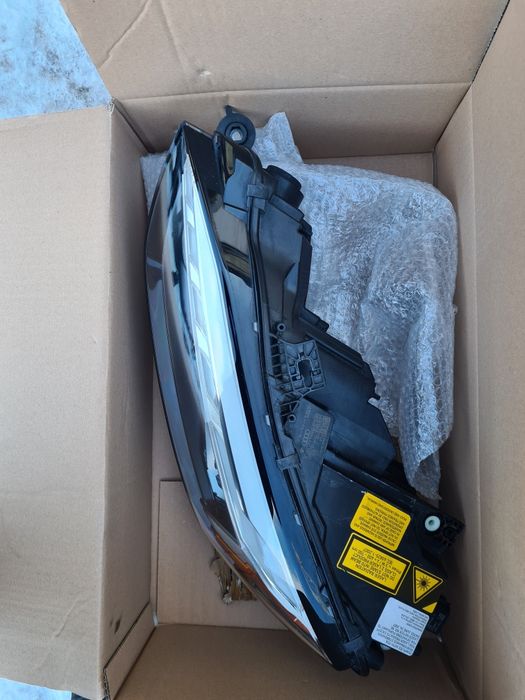 Lampa Audi A5 b9 8W lift Laser USA