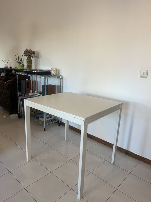 Mesa pequena extensivel