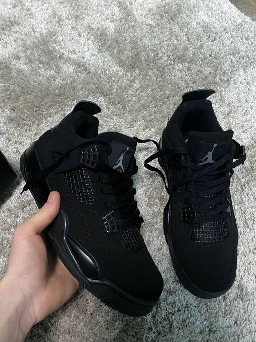 Кросівки  Air Jordan 4 Black Cat