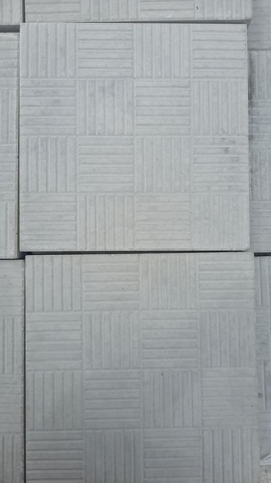 Плитка тротуарна 30×30