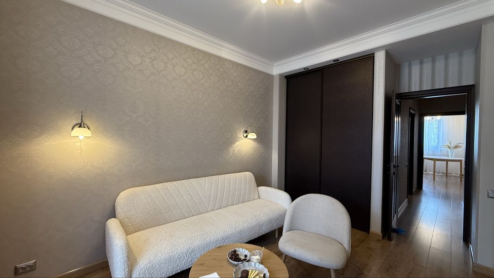 Продам 3к квартиру з автономним газовим опаленням, Центр, Гідропарк, Театральна площа