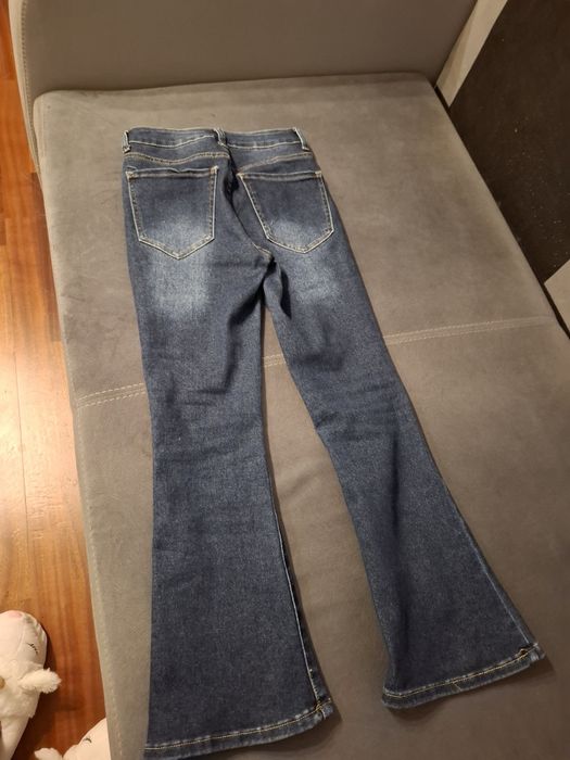 Spodnie jeans dzwony