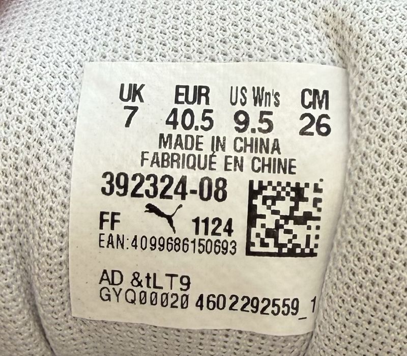 Жіночі кросівки Puma Runtamed Platform, р. 40.5 (26 см)