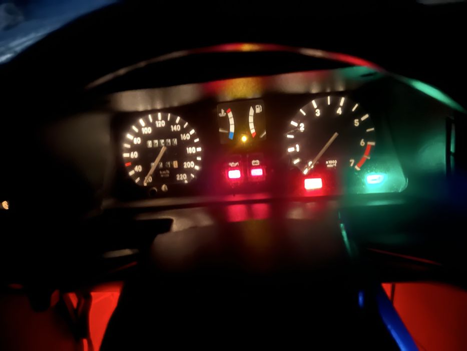 Опель кадет 1,6  моноинжекто