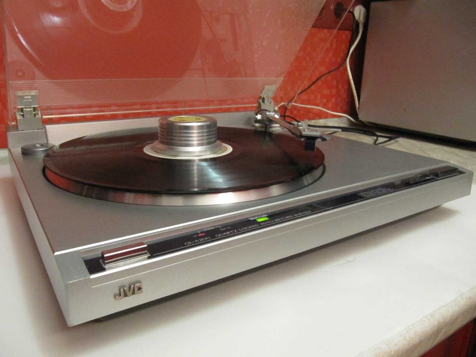 Проигрыватель от «Victor» JVC QL- A200 HI-FI *Direct-Drive + ПАСПОРТ