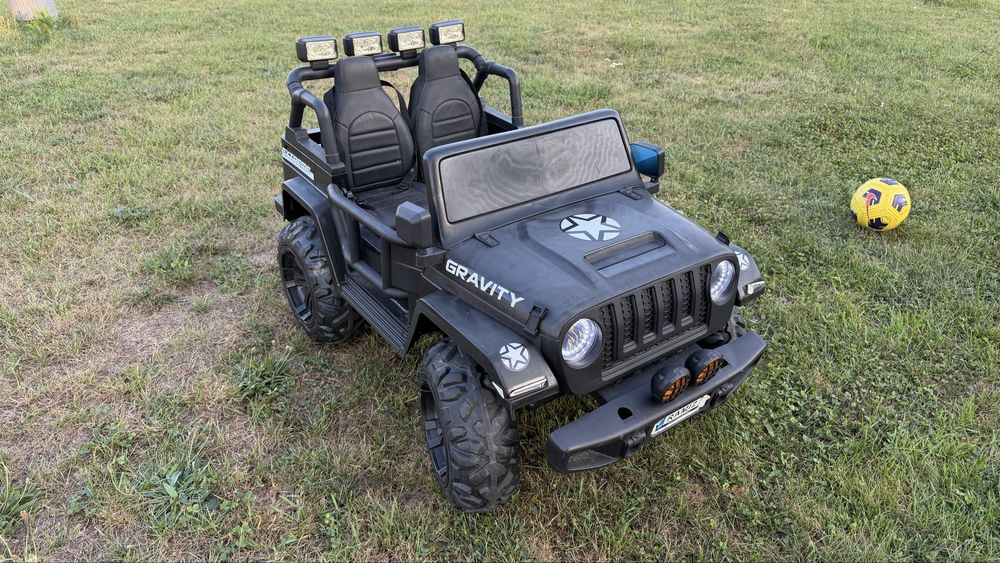 Duże autko na akumulator dla dzieci Jeep gravity 24v