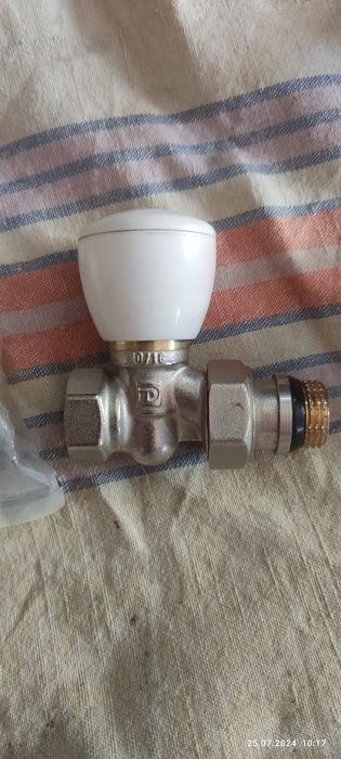 Кран для радиатора отопления, американка!