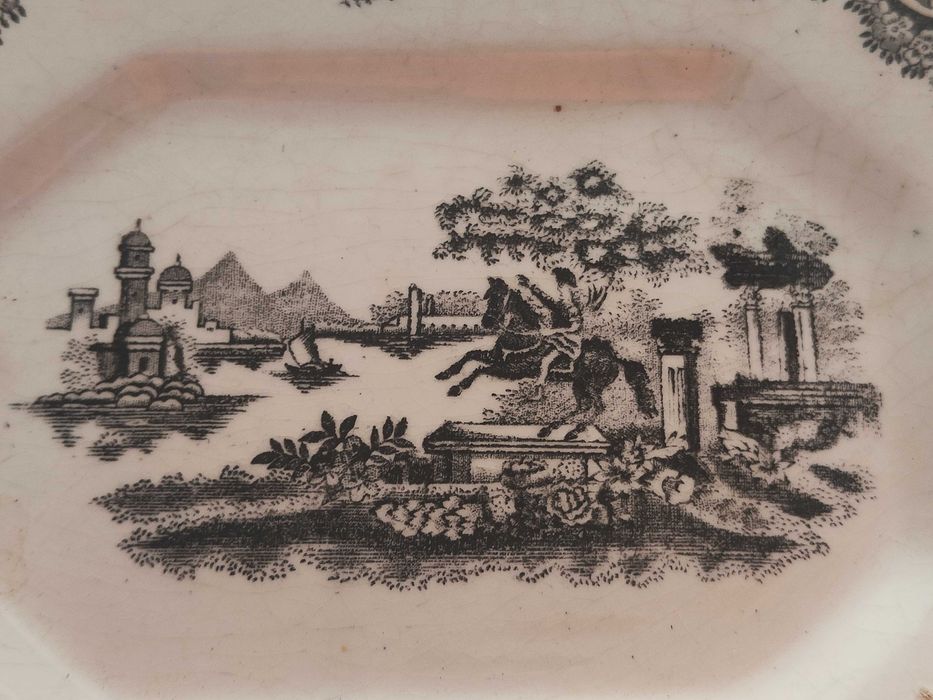 Travessa | Motivo Estátua | Sacavém | Decoração Invulgar