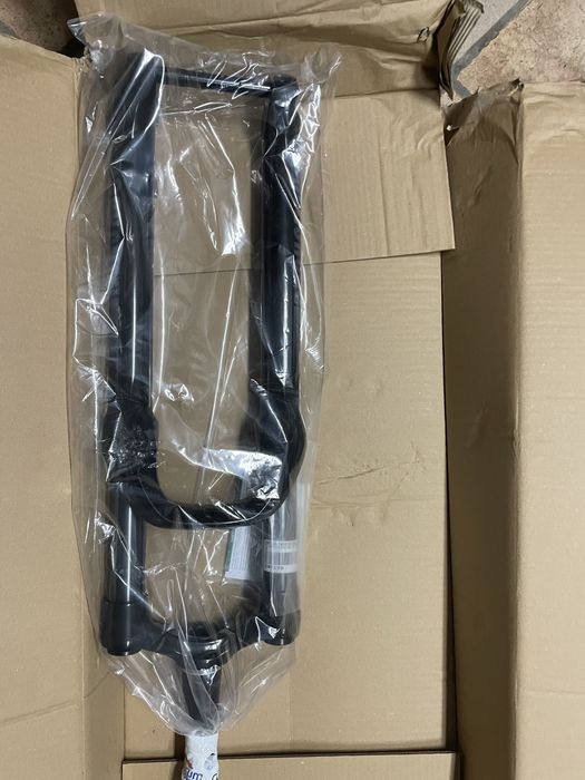 Amortyzator przedni RockShox 35 Silver TK 29” 140mm- Nowy