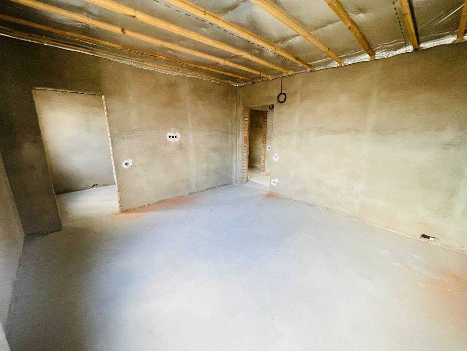 Продаж двоповерхового будинку з чистовими роботами!