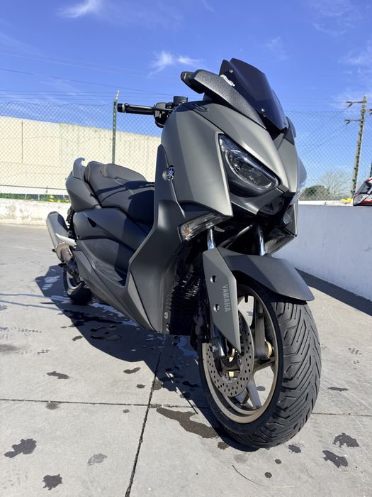 Vendo Xmax 300 Techmax 2021 c /16000km