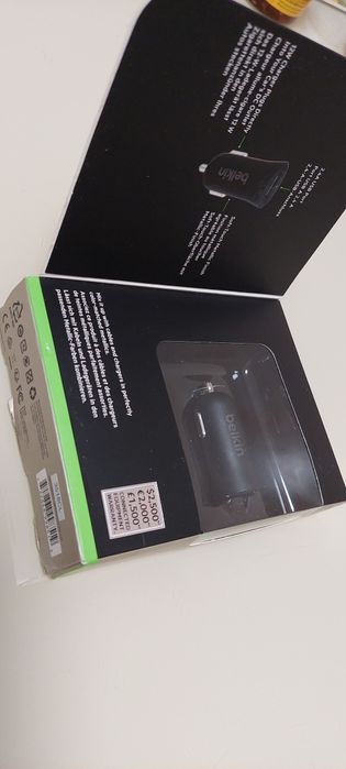 Автомобиььное зарядное устройство belkin
F8M730btBLK)
Автомобільний за