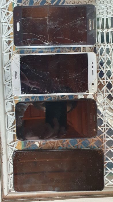 Mobile Phones for Parts and a Working Tablet64739016448387121