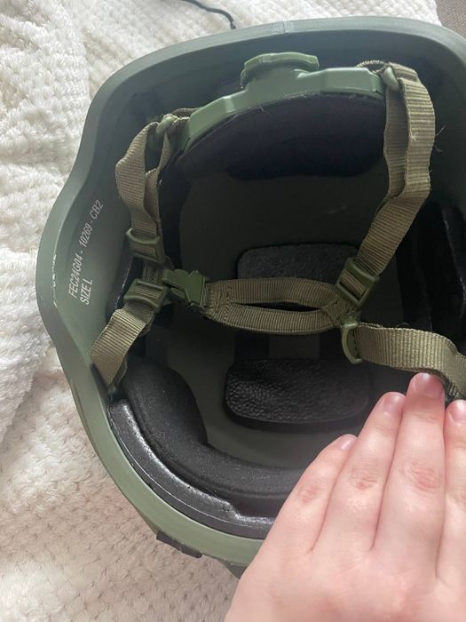 Каска військова   !