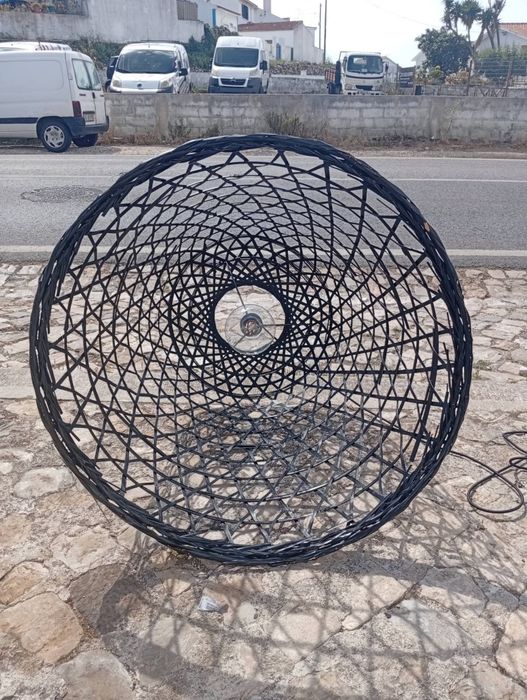 Candeeiro de tecto em vime