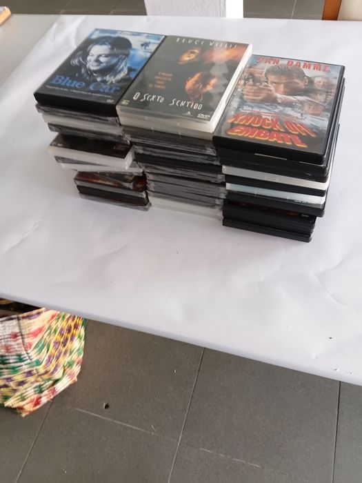 41 Filmes originais em DVD (alguns ainda fechados)