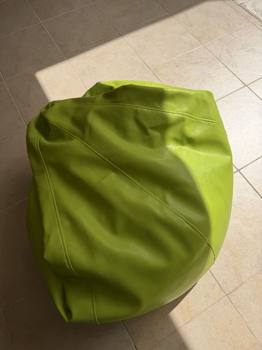 Pufe Gato Preto verde