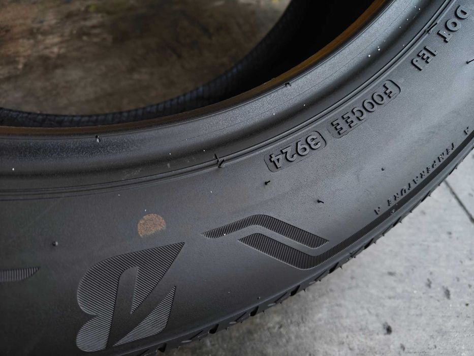Шини літні комплект r19 235 55 Bridgestone Alenza 7-8мм Японія рік24