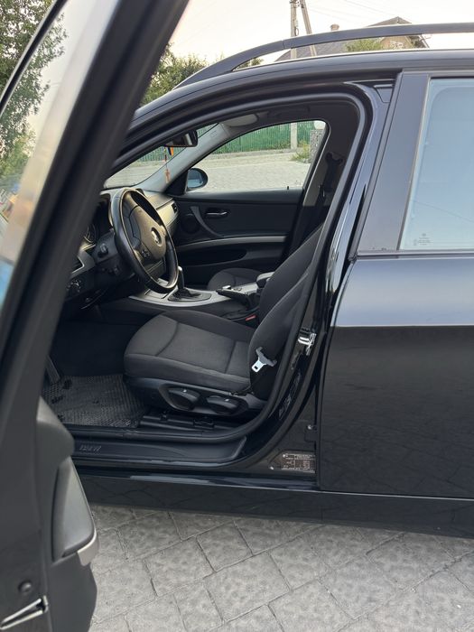 BMW  3 series E91    318 і