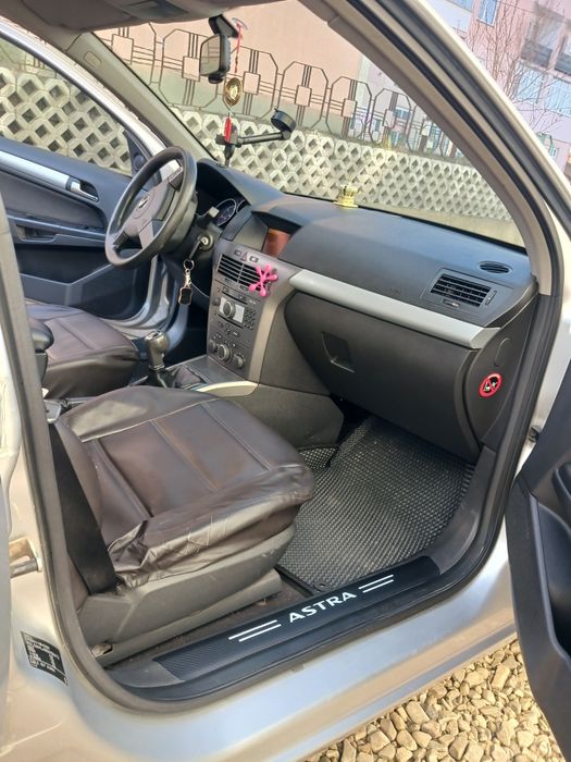 Opel Аstra H 1.7 CDTI