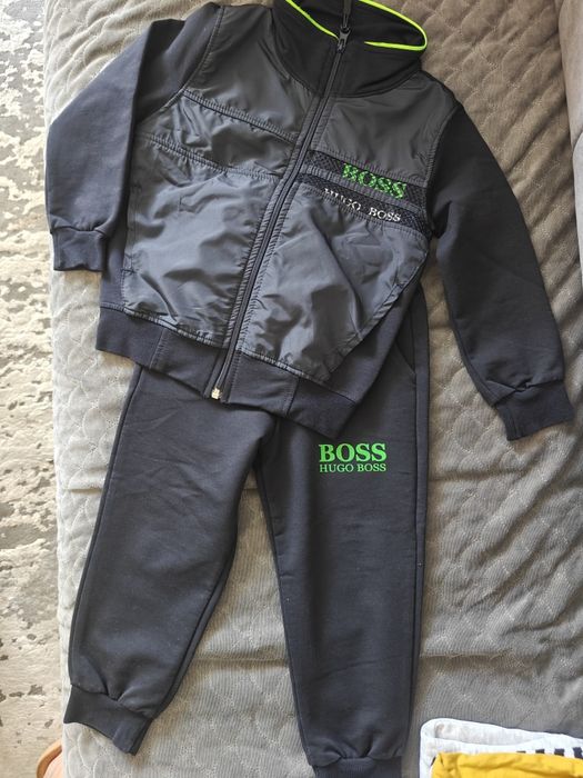 Chłopięcy dres 98/104