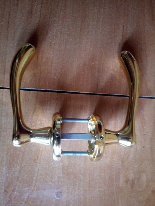 Klamka pokojowa polecam.