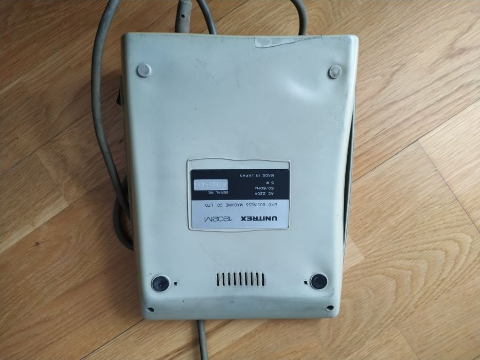 Kalkulator biurowy Unitrex - Japan