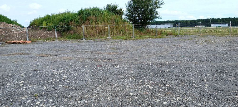 Działka do wynajęcia – 3000 m², utwardzona i ogrodzona, Kokoszki