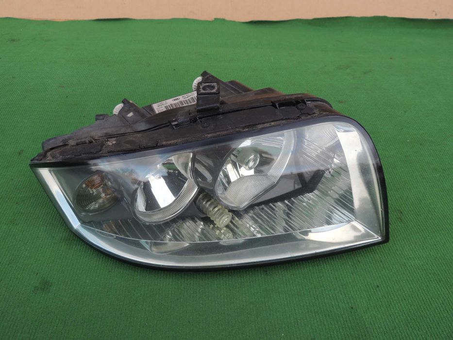 Lampa przednia prawa europejska Audi A2 99,00,01,02,03,04,05