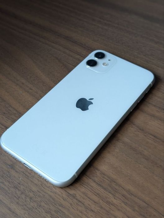 iPhone 11 128GB Biały (White) Bateria 84%