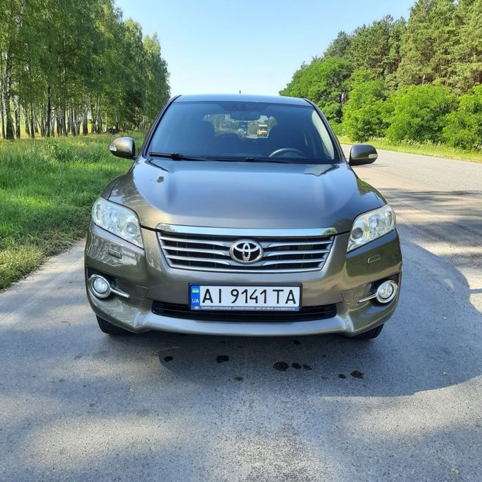 Продам Toyota Rav4