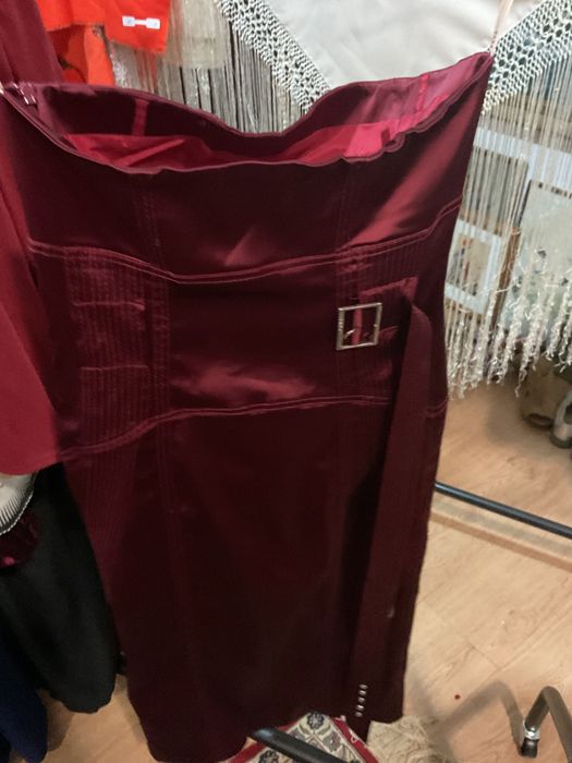 Vestido noite cetim marca KAREN MILLEN UK T,40