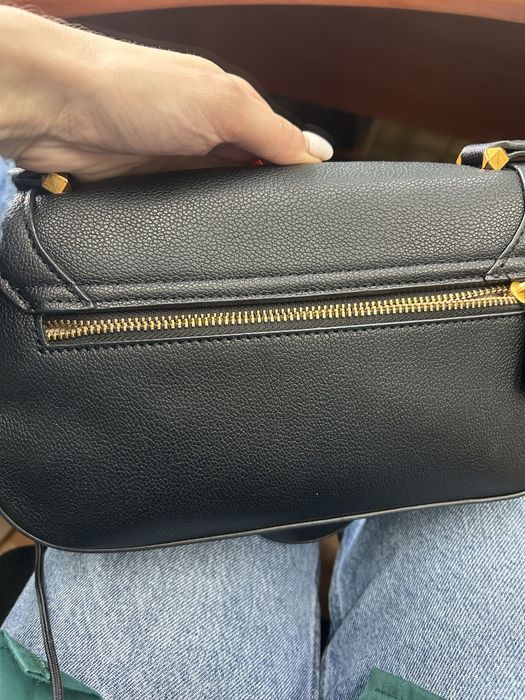 Сумочка guess нова