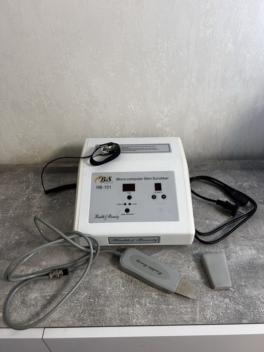 Аппарат (космет.)Скрабер для чистки лица (проф.)ультразвуковой HB-101