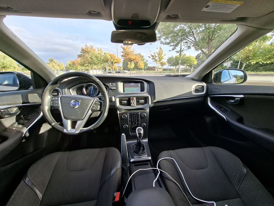 Volvo v40 Cross Country D4